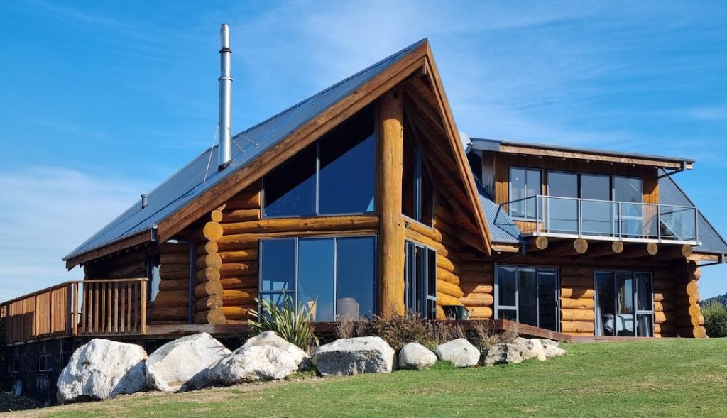 fiordland community house