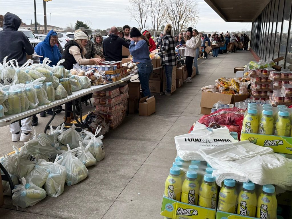 the best food bank in bluff